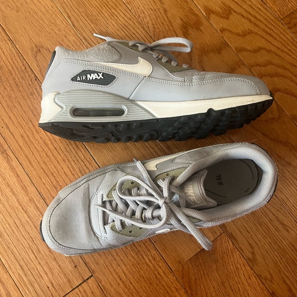 SOLD - Picture 2 of 6